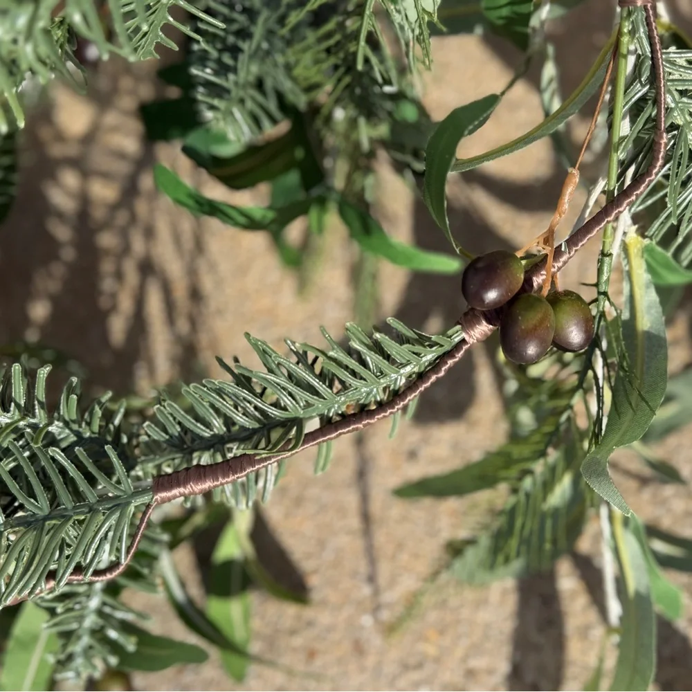 Frontgate Olive Garland - 6 ft - NWT